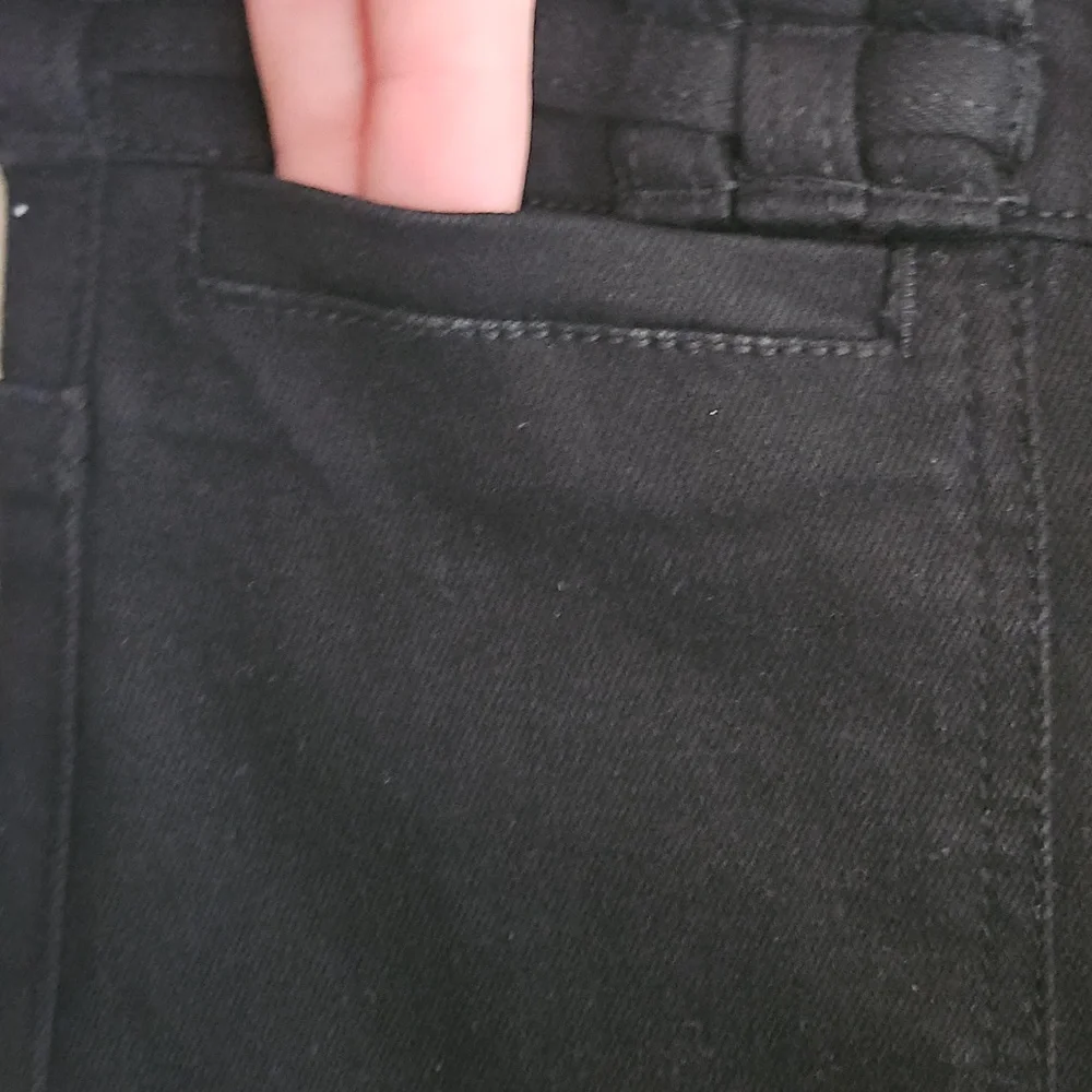 A Loves A High Rise Wide Leg Denim: Black: Size- 26 - Picture 8 of 13